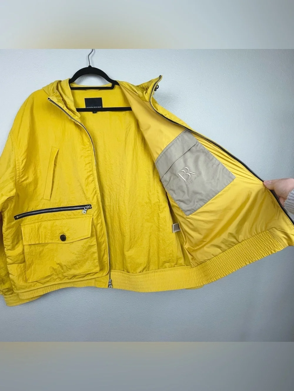 Banana Republic Men's Large Hooded Nylon Oversized Jackets Yellow Full Zip Coat